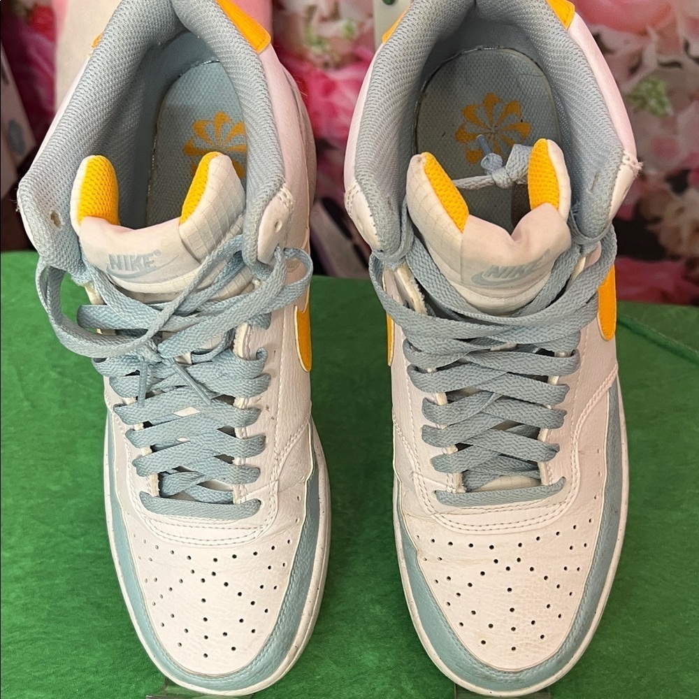 Nike White and Blue Sneakers with Yellow Highlights $75